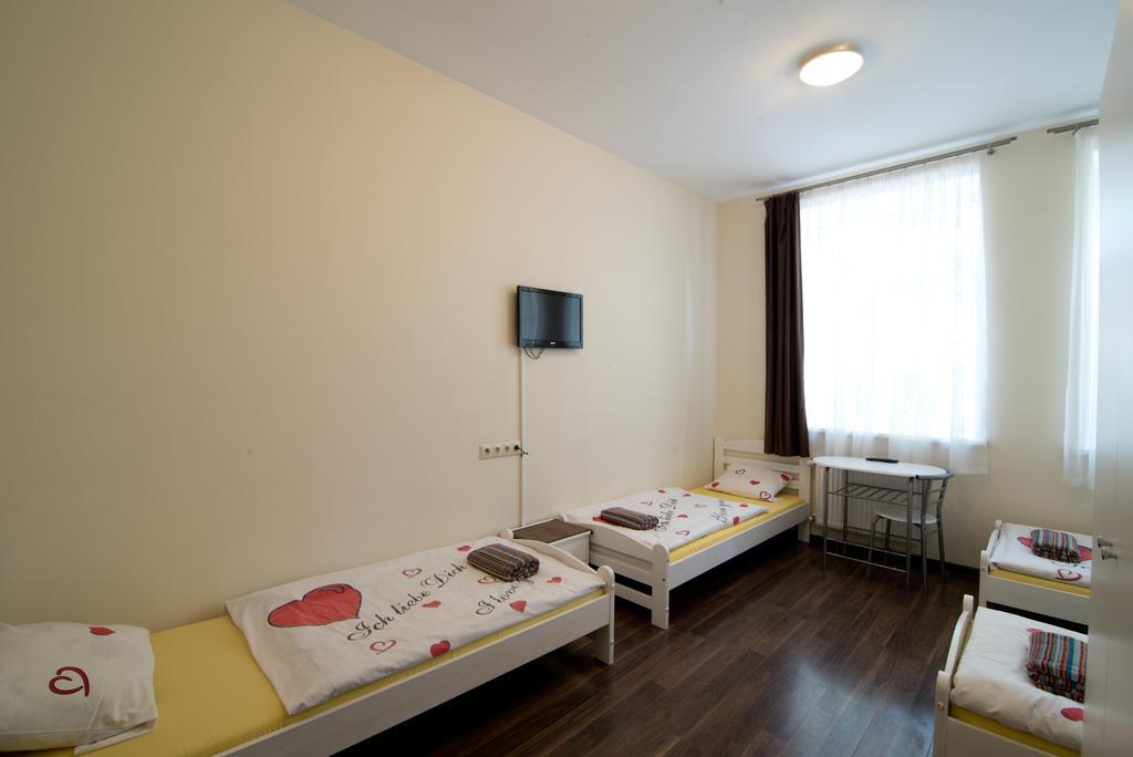 Happy Hotel Riga Exterior photo
